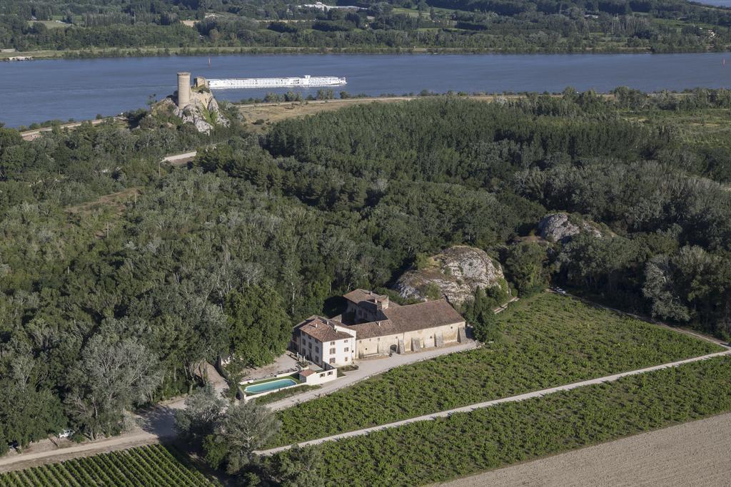 Espace De L'Hers Châteauneuf-du-Pape Esterno foto