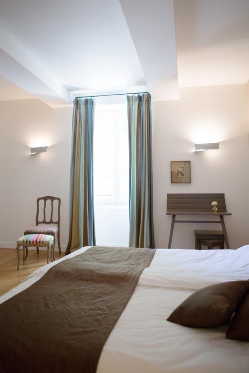 Espace De L'Hers Châteauneuf-du-Pape Esterno foto