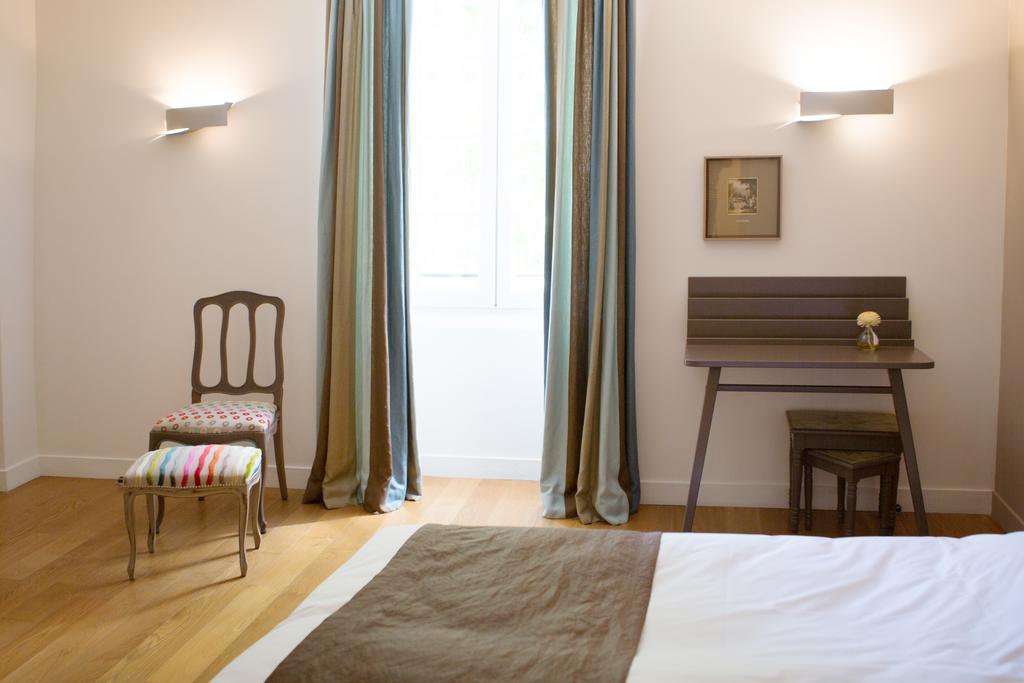 Espace De L'Hers Châteauneuf-du-Pape Esterno foto